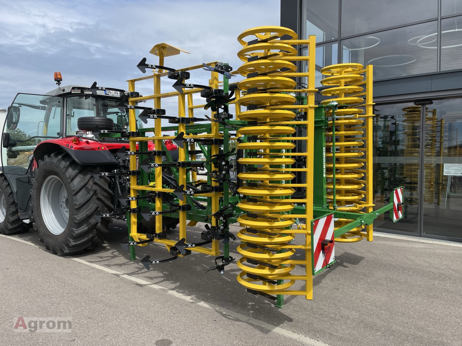 Großfederzinkenegge/Federzinkengrubber des Typs Kerner Stratos S 500, Neumaschine in Meißenheim-Kürzell (Bild 3)