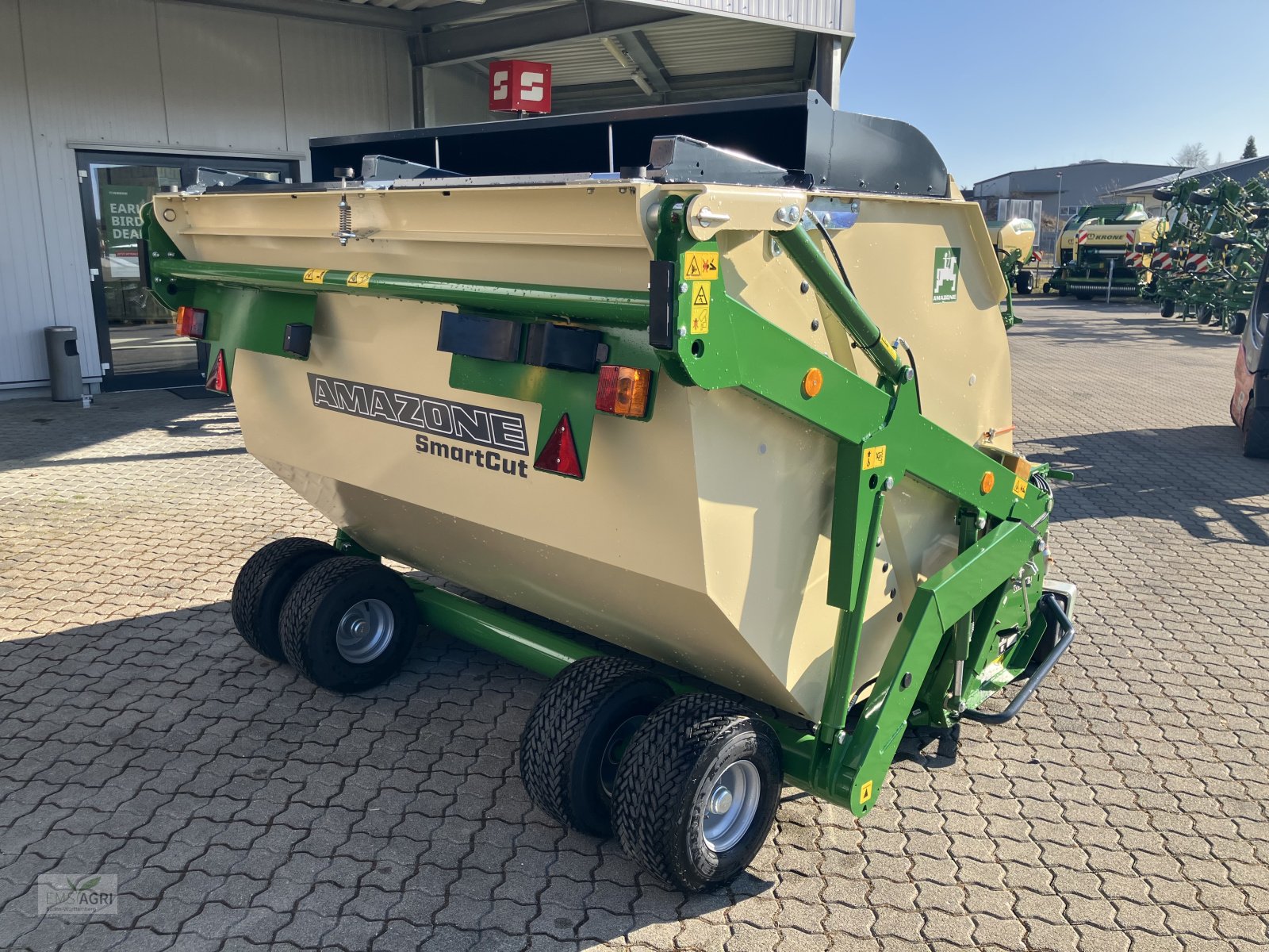 Großflächenmäher des Typs Amazone Grasshopper SmartCut GHS Drive 2100, Neumaschine in Vöhringen (Bild 6)