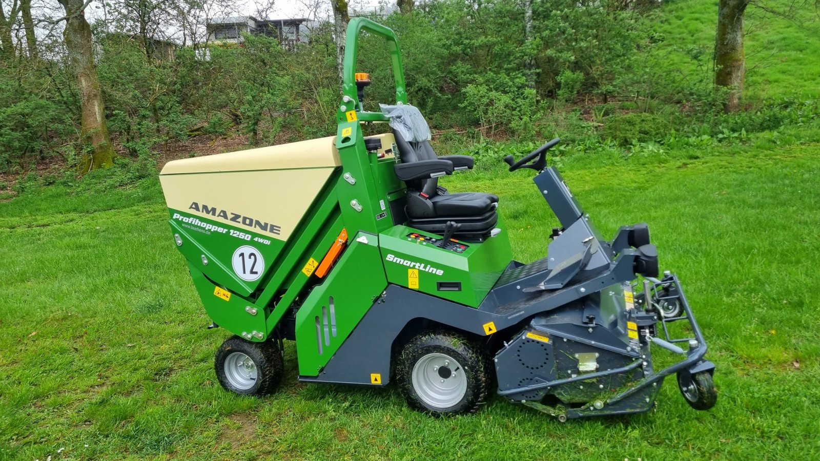 Großflächenmäher des Typs Amazone Profihopper 1250 4WDi, Neumaschine in Olpe (Bild 7)