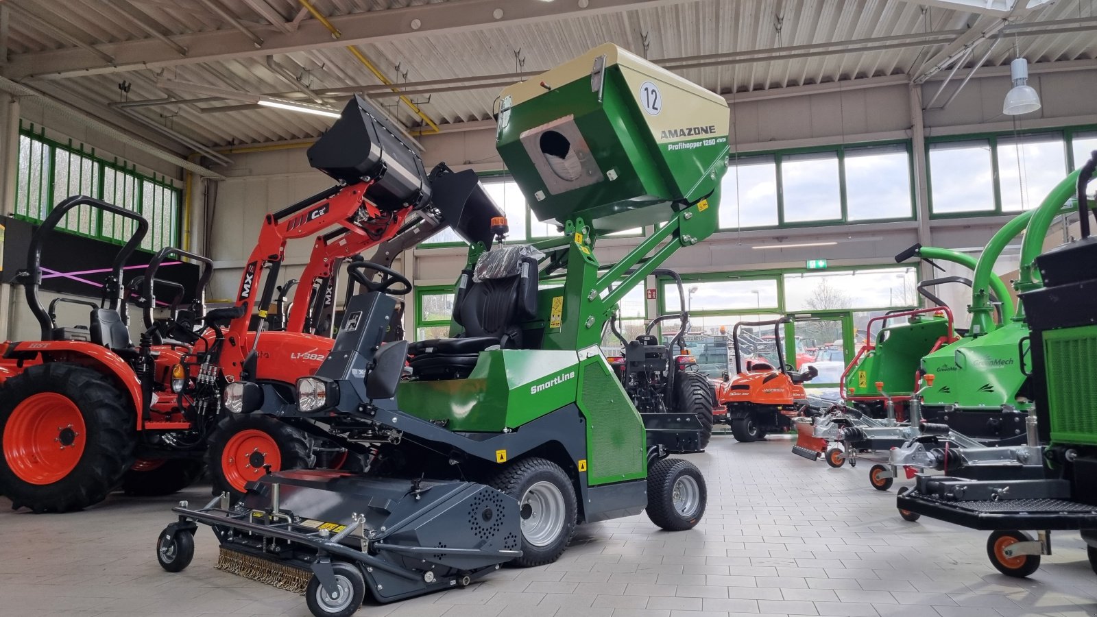 Großflächenmäher des Typs Amazone Profihopper 1250 4WDi, Neumaschine in Olpe (Bild 11)