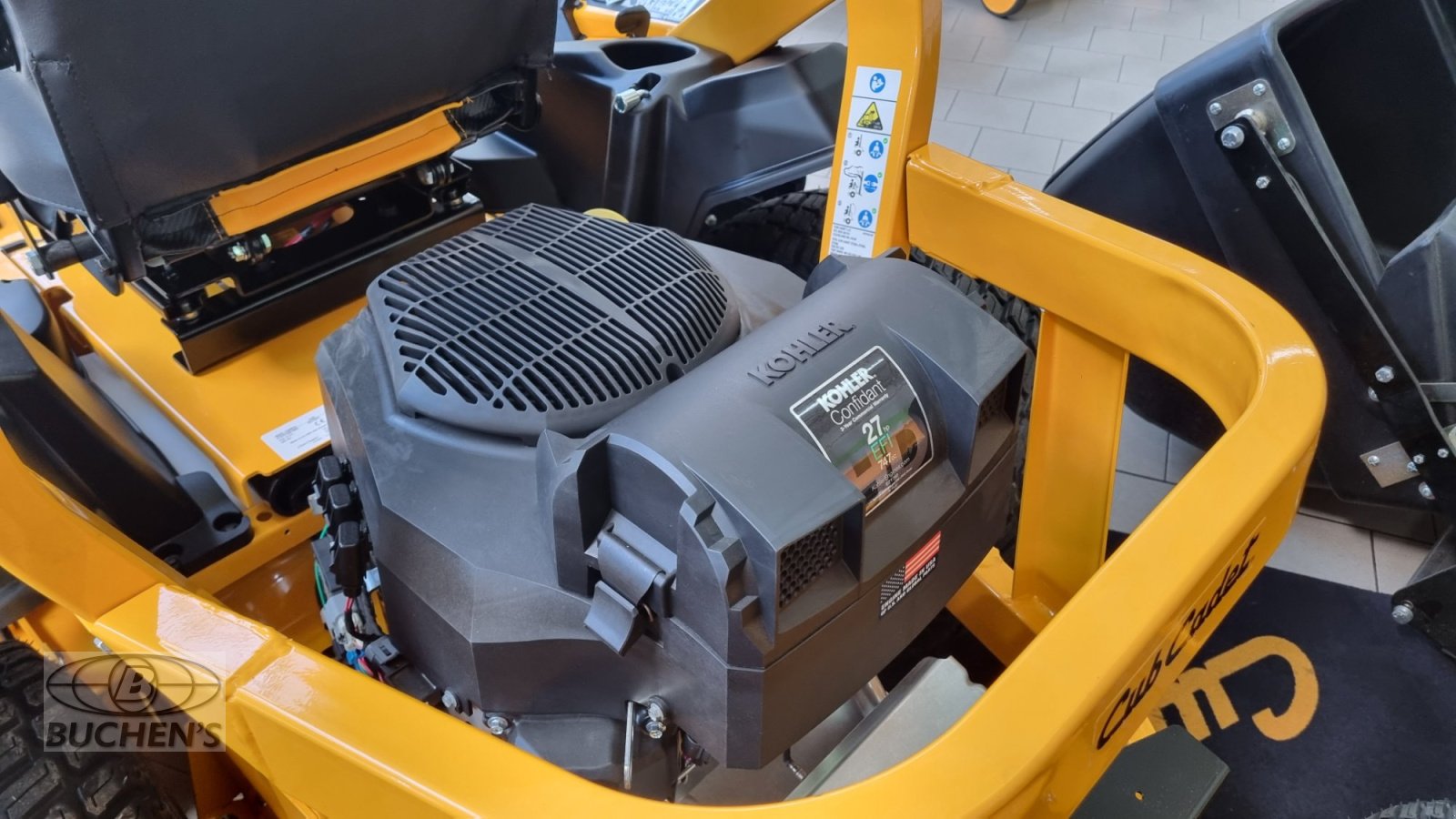 Großflächenmäher del tipo Cub Cadet XZ8 S137i ULTIMA, Neumaschine In Olpe (Immagine 9)