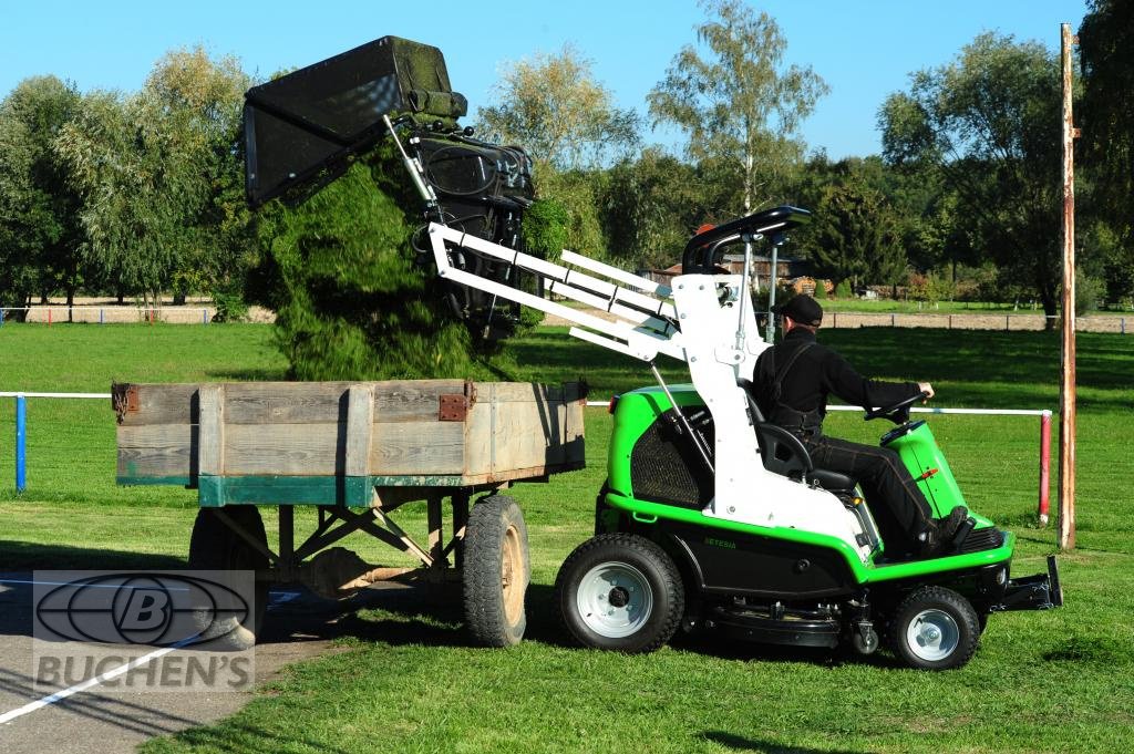 Großflächenmäher des Typs Etesia H124 DX Allrad Hochentleerung, Neumaschine in Olpe (Bild 5)