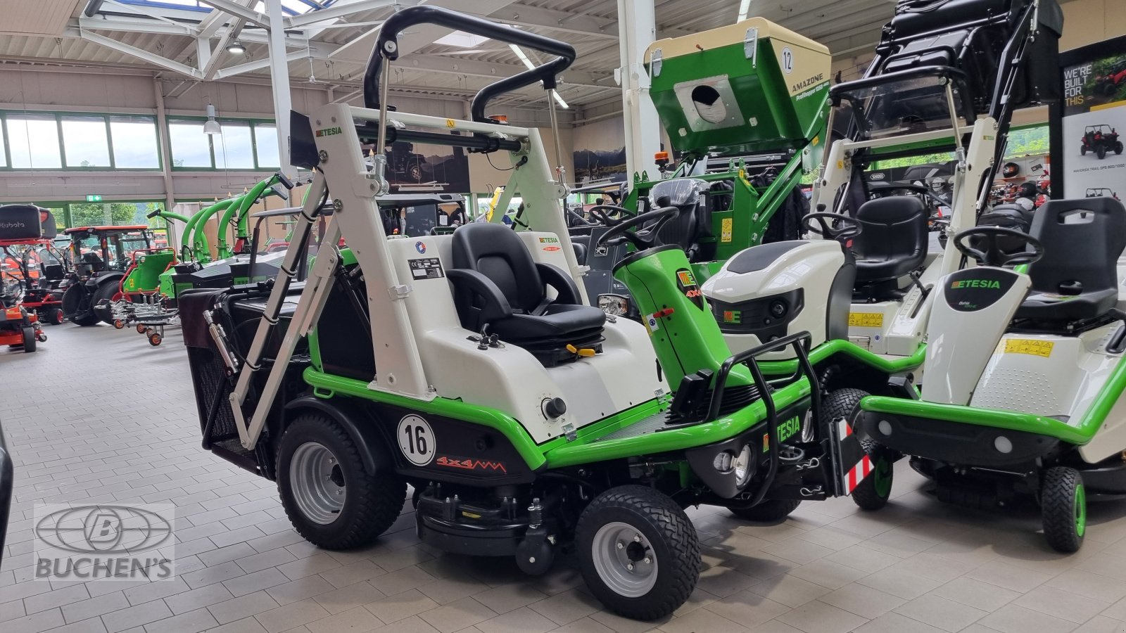Großflächenmäher des Typs Etesia H124 DX Allrad Hochentleerung, Neumaschine in Olpe (Bild 4)