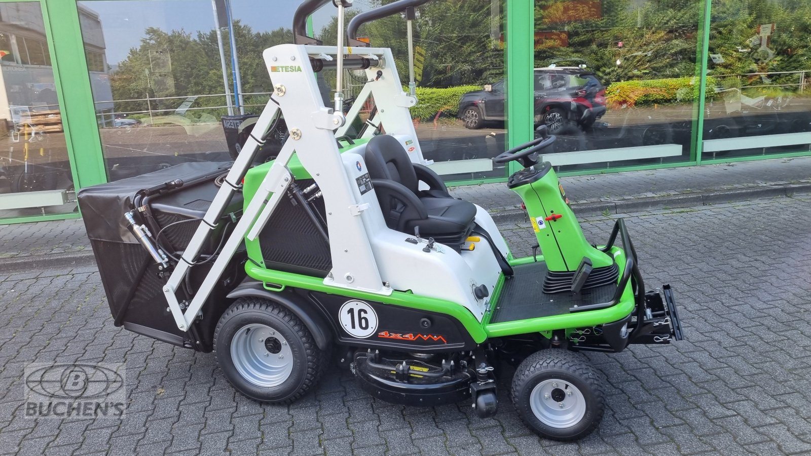 Großflächenmäher des Typs Etesia H124 DX Allrad Hochentleerung, Neumaschine in Olpe (Bild 12)