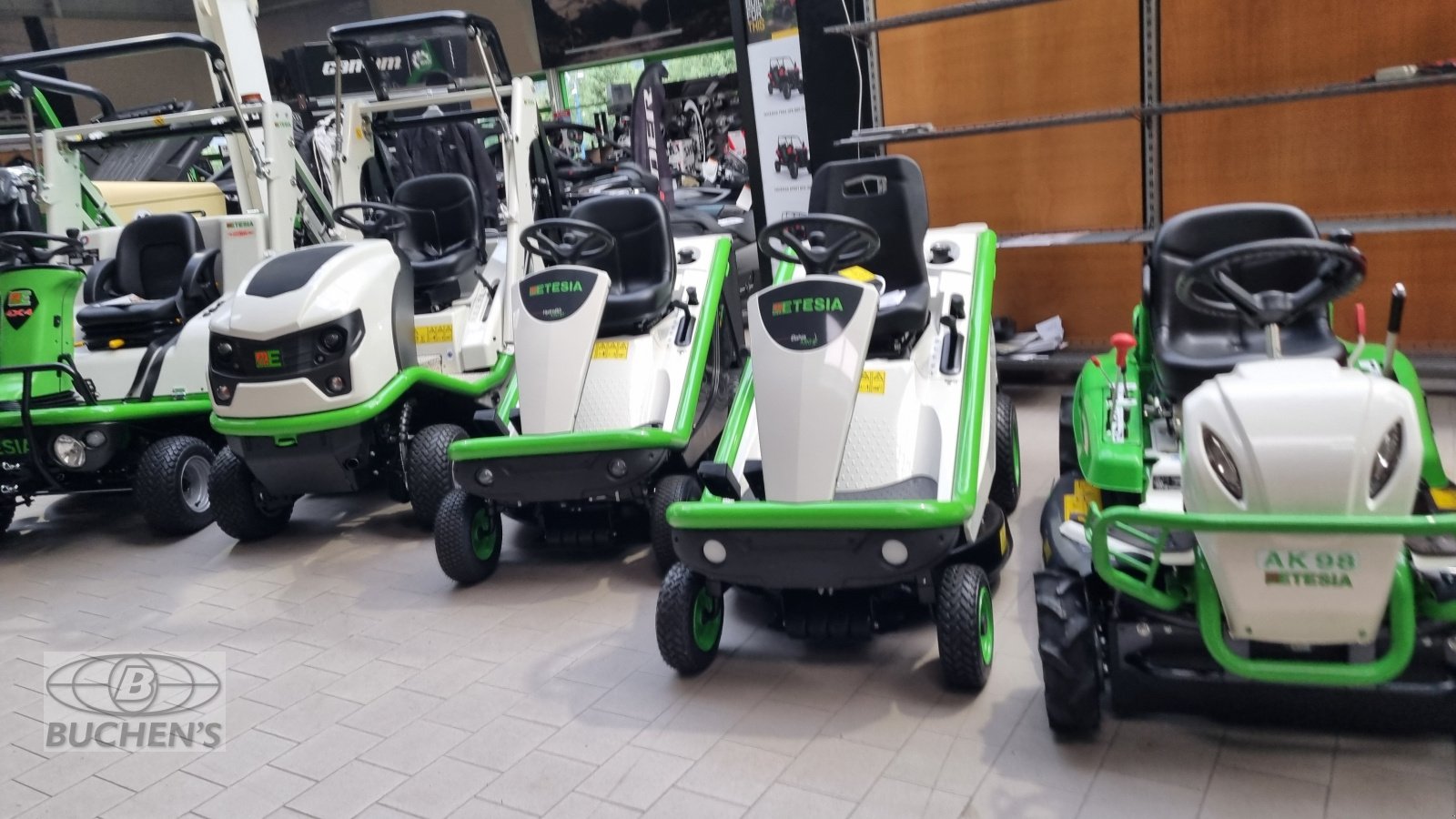 Großflächenmäher des Typs Etesia H124 DX Allrad Hochentleerung, Neumaschine in Olpe (Bild 26)