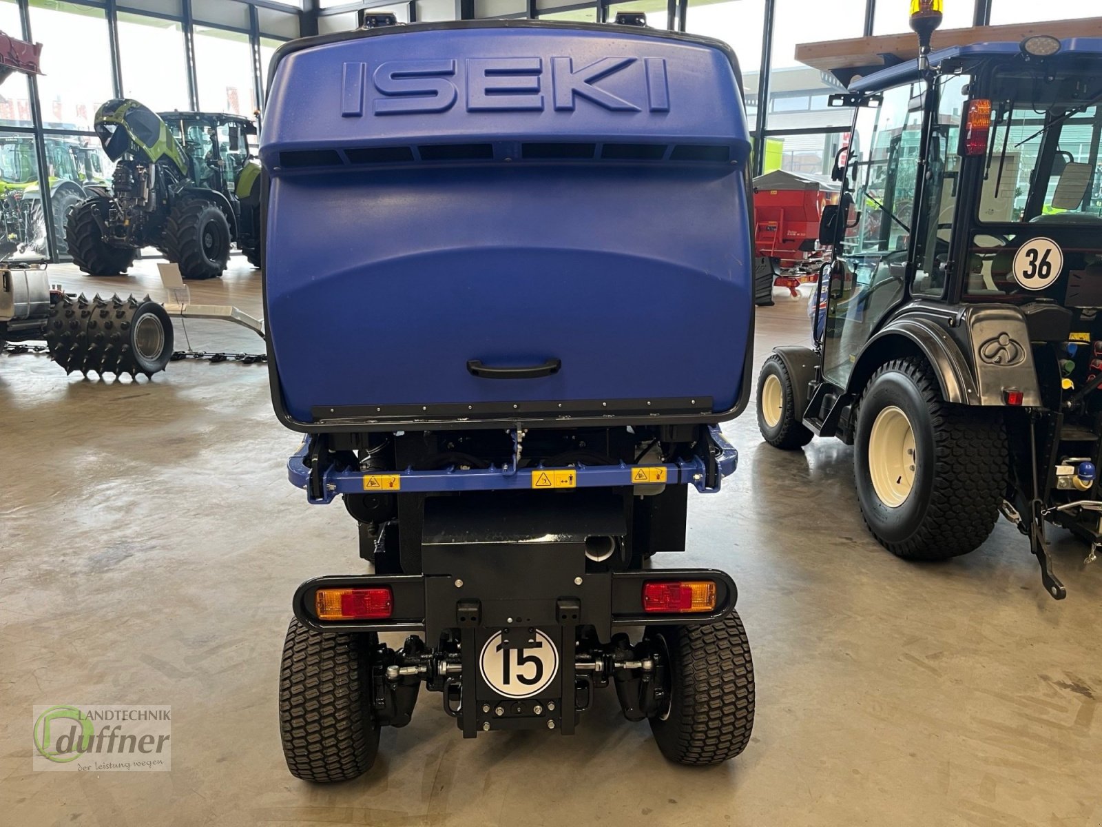 Großflächenmäher des Typs Iseki SF 237, Neumaschine in Hohentengen (Bild 3)