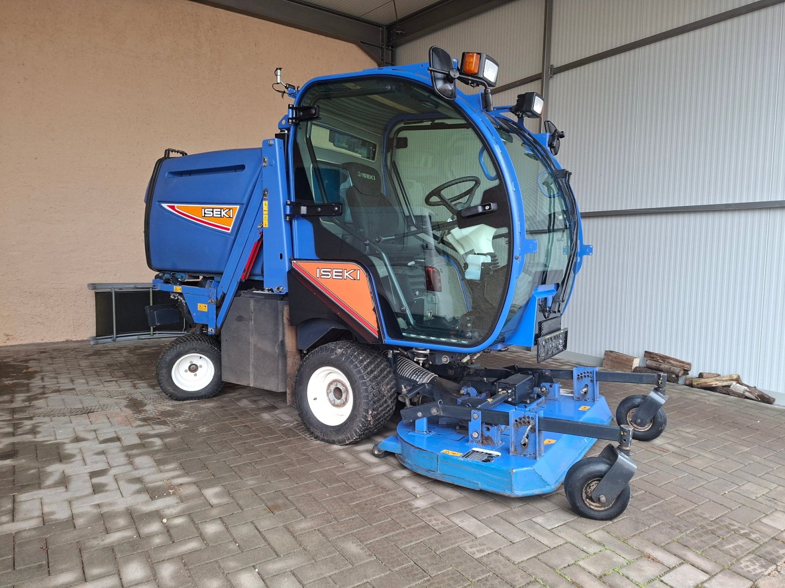 Großflächenmäher des Typs Iseki SF 450, Gebrauchtmaschine in Kretzschau  (Bild 2)