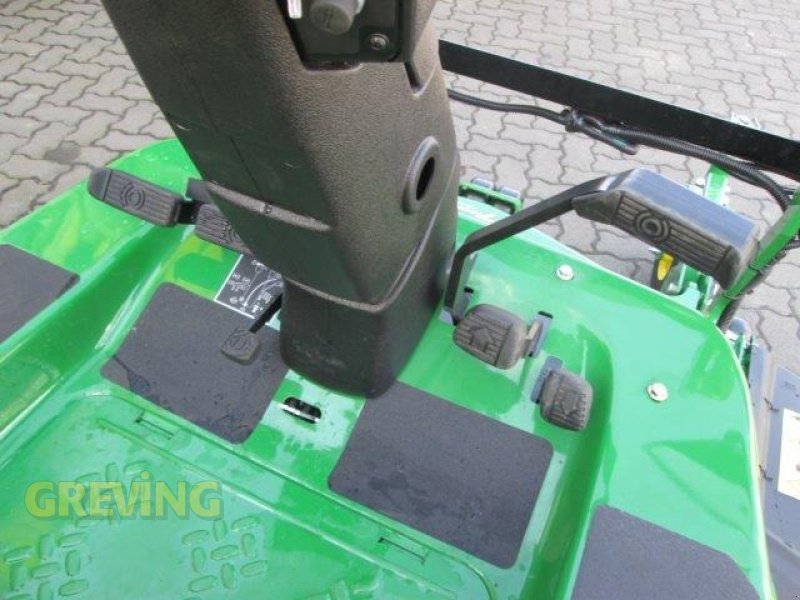 Großflächenmäher des Typs John Deere F1570, Neumaschine in Wesseling-Berzdorf (Bild 12)