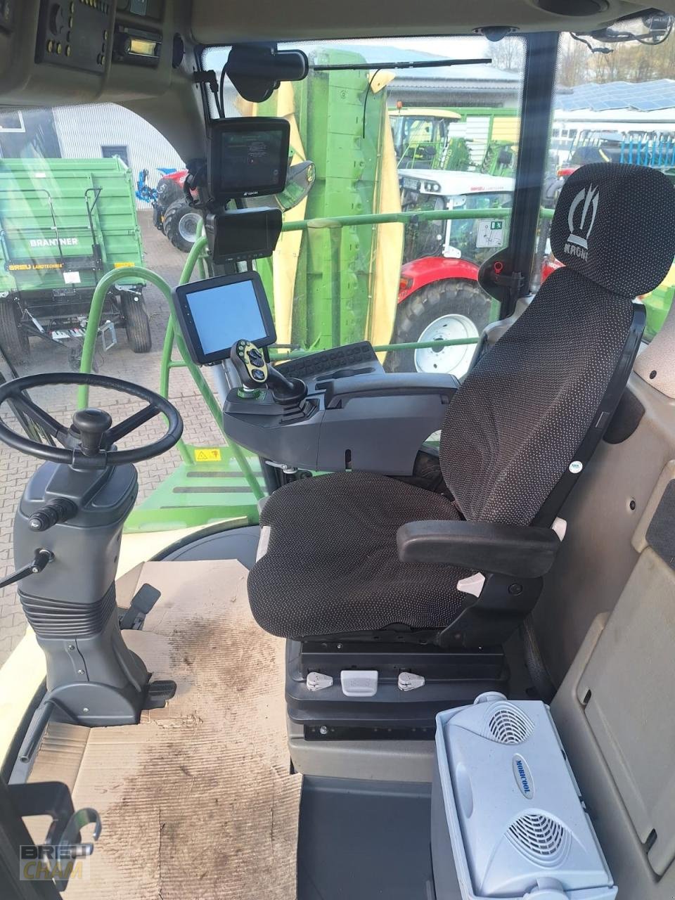 Großflächenmäher Türe ait Krone Big M 450 CV, Gebrauchtmaschine içinde Cham (resim 12)