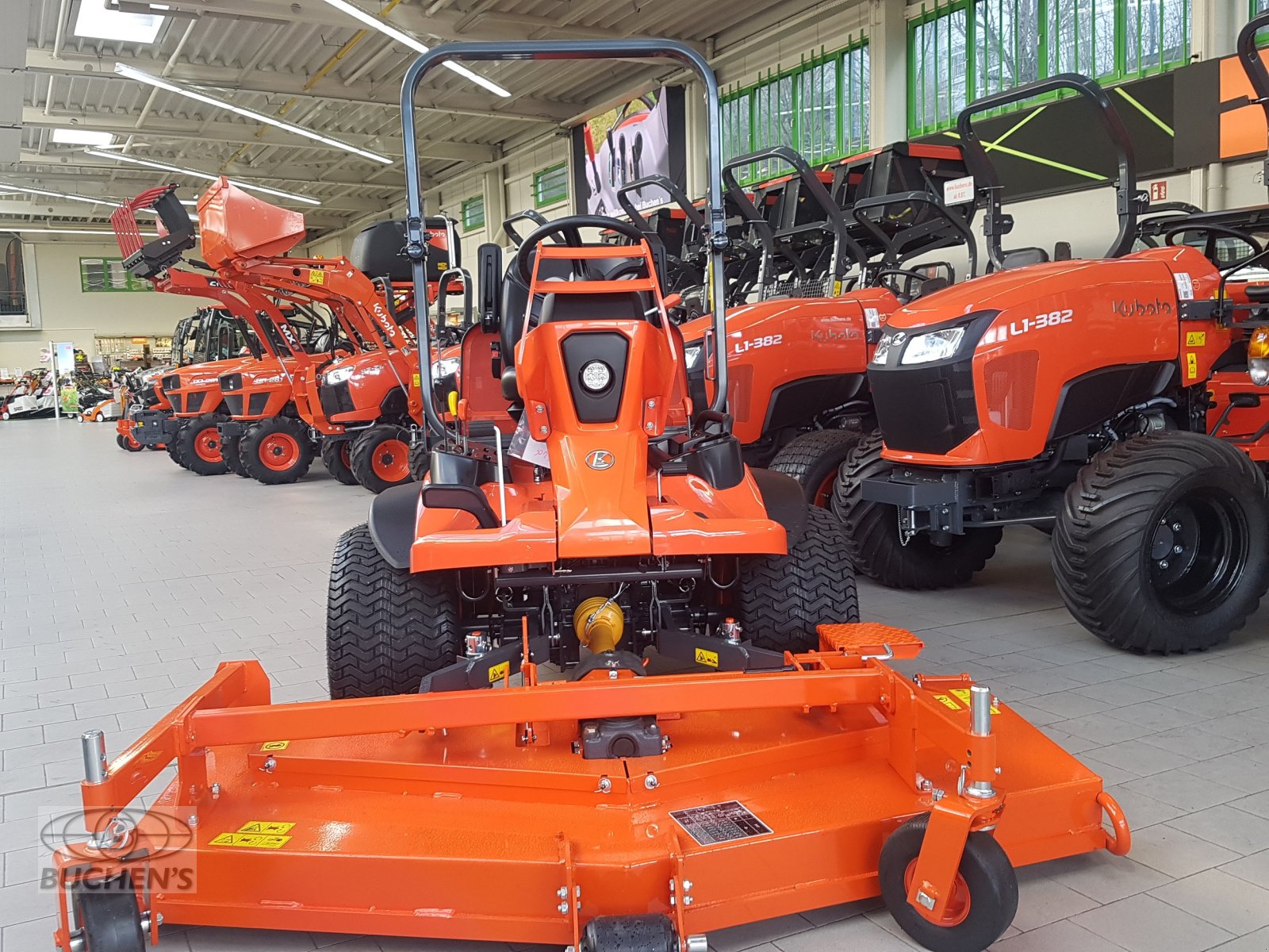 Großflächenmäher des Typs Kubota F391-4WD ab 0,99%, Neumaschine in Olpe (Bild 1)
