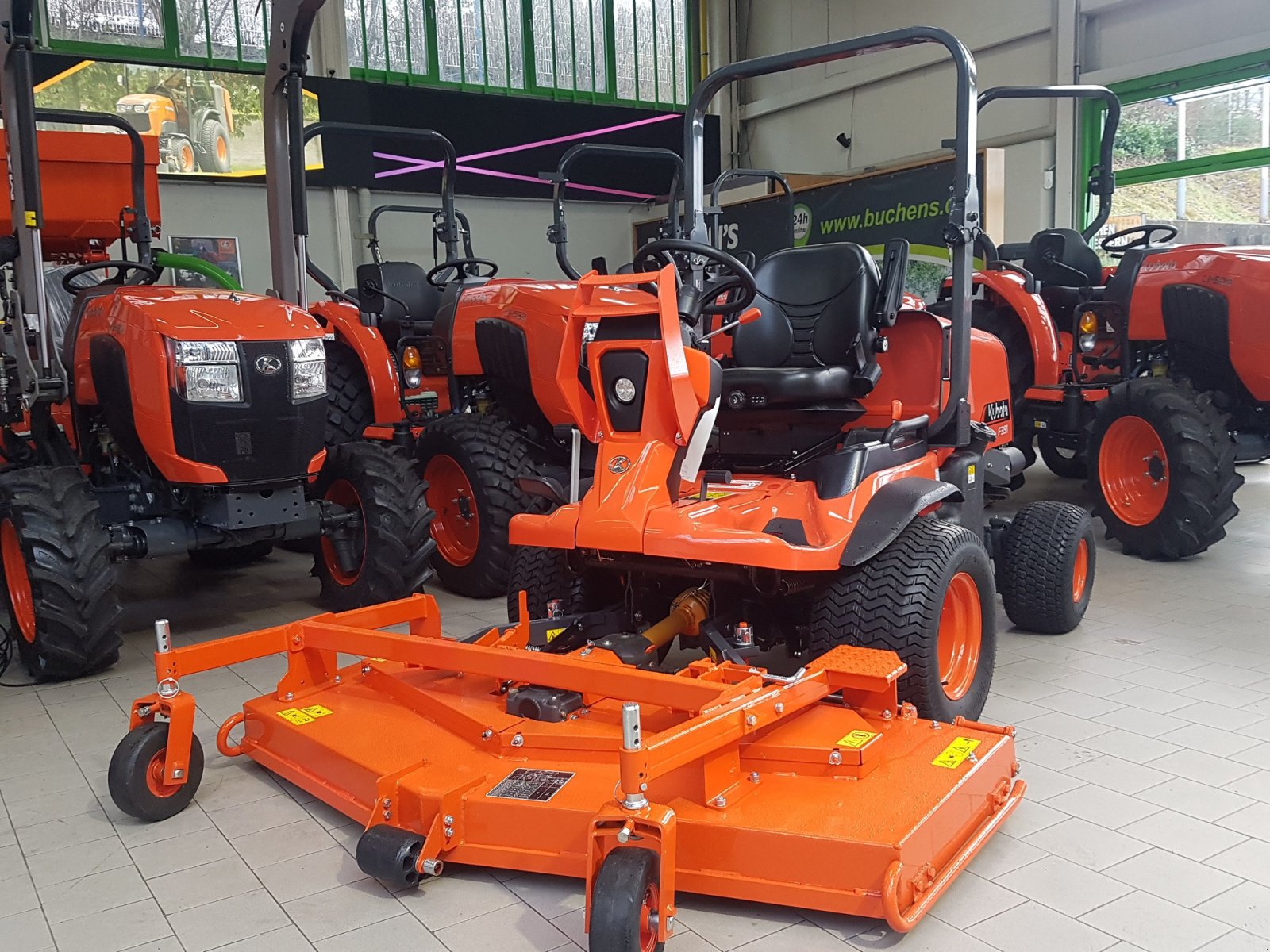 Großflächenmäher typu Kubota F391-4WD, Neumaschine w Olpe (Zdjęcie 8)