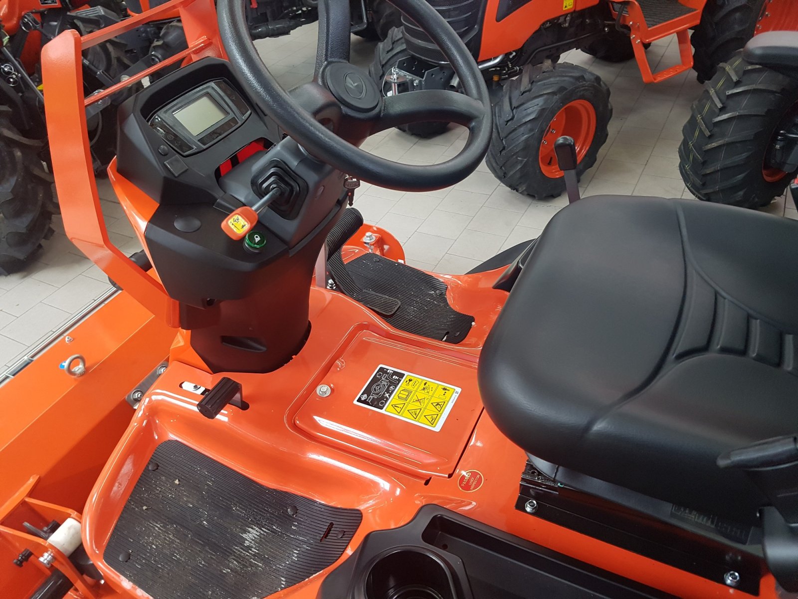 Großflächenmäher tipa Kubota F391-4WD, Neumaschine u Olpe (Slika 7)