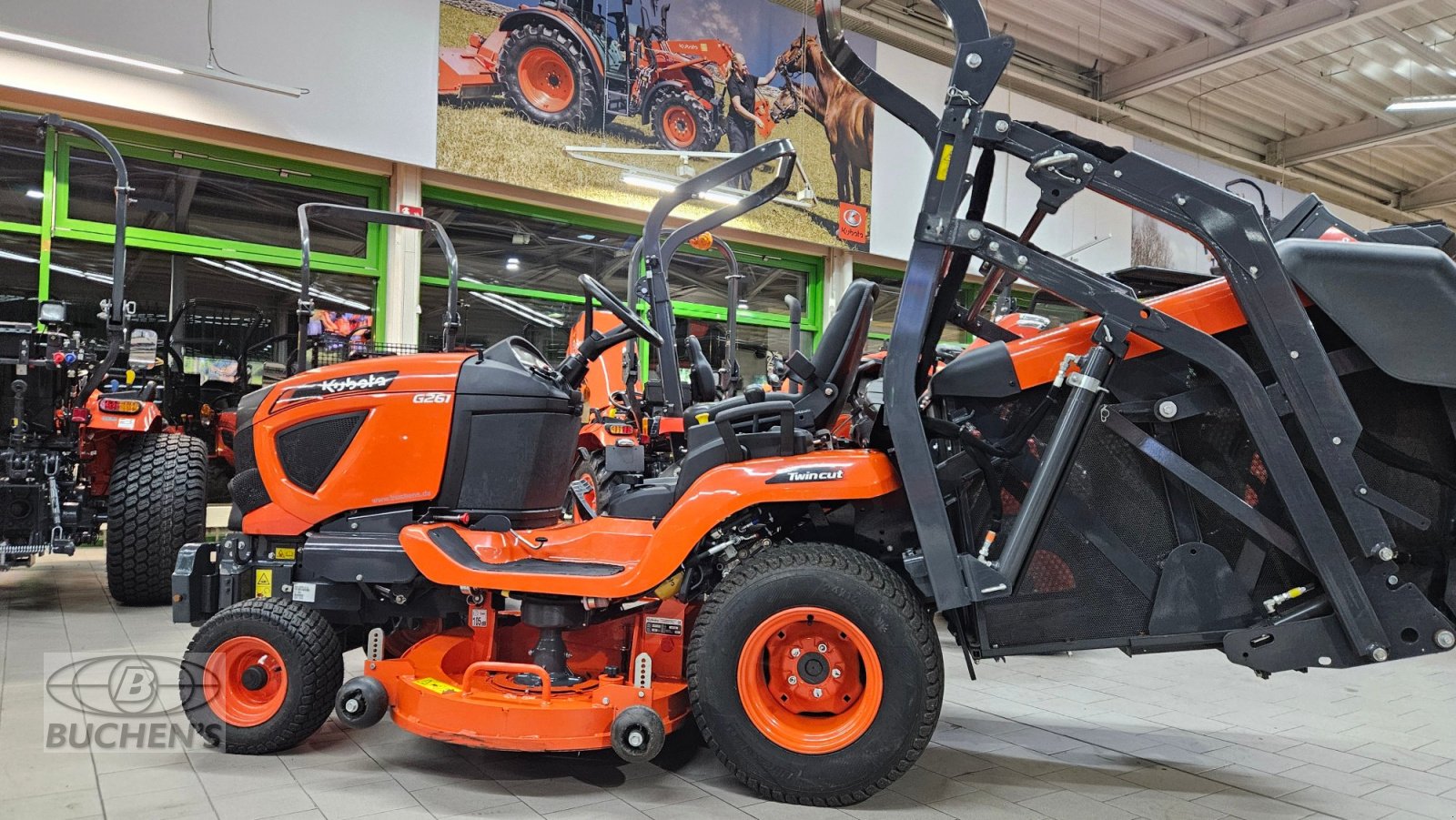Großflächenmäher des Typs Kubota G261 HD Demo, Neumaschine in Olpe (Bild 5)