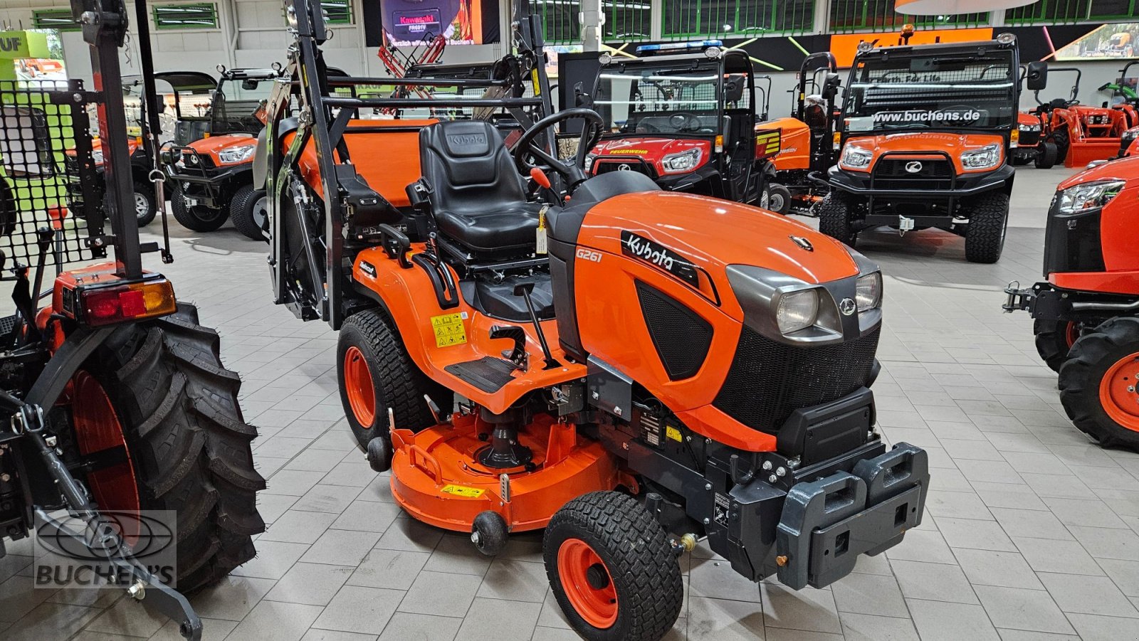Großflächenmäher des Typs Kubota G261 HD Demo, Neumaschine in Olpe (Bild 10)