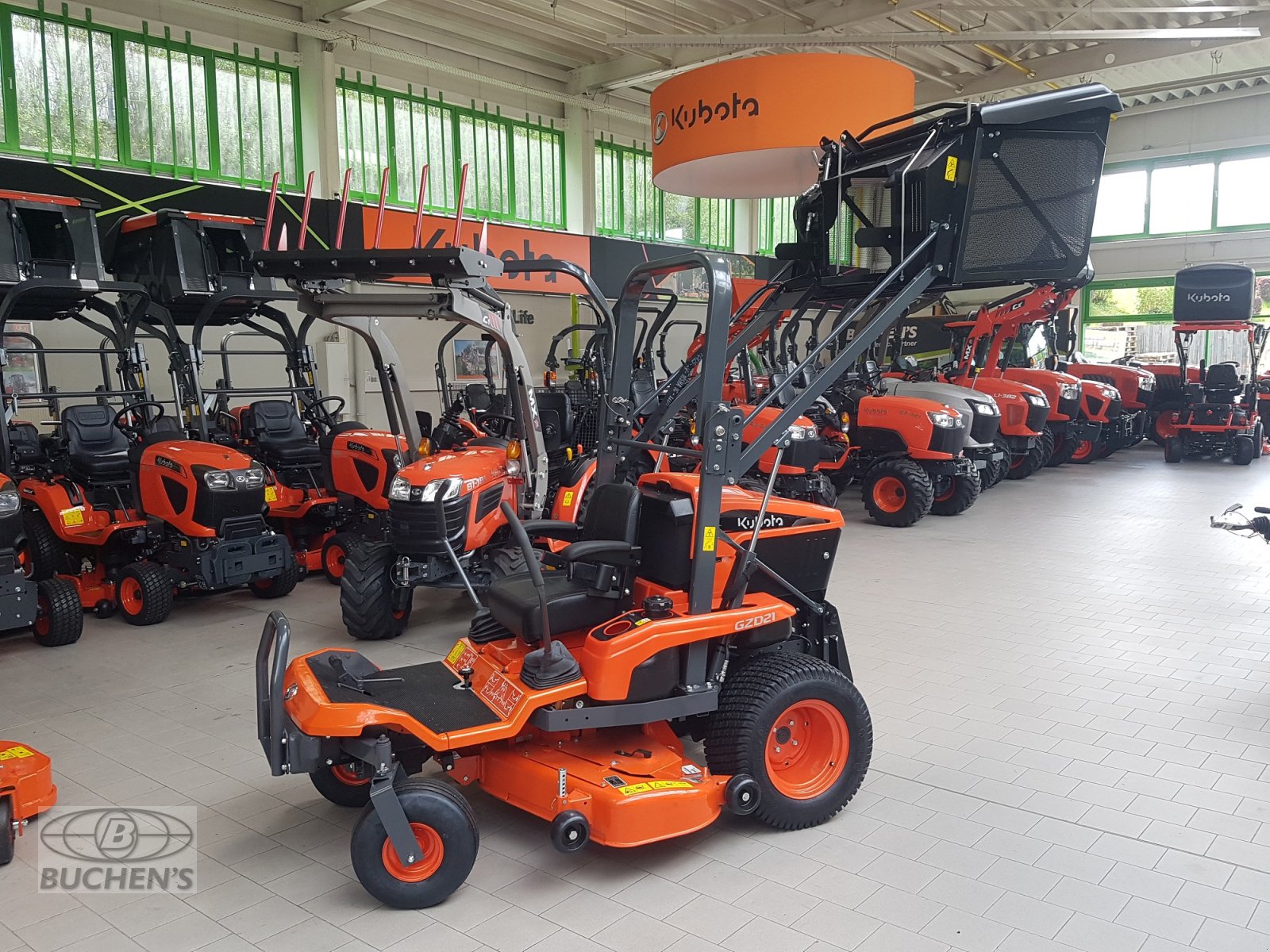 Großflächenmäher des Typs Kubota GZD 21 HD, Gebrauchtmaschine in Olpe (Bild 2)