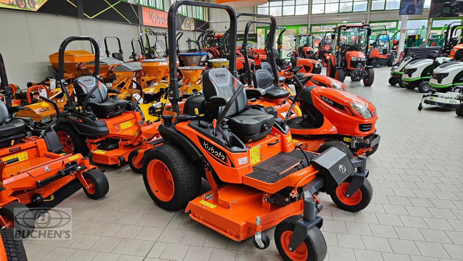Großflächenmäher za tip Kubota ZD1211 R Demo, Gebrauchtmaschine u Olpe (Slika 2)