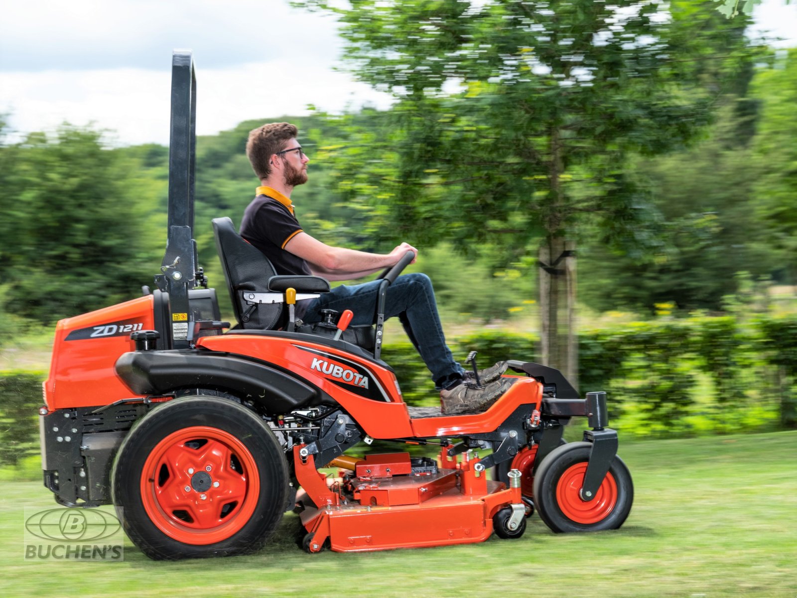 Großflächenmäher des Typs Kubota ZD1211, Neumaschine in Olpe (Bild 4)