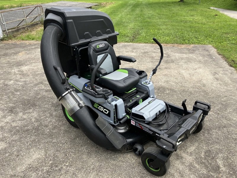 Großflächenmäher tipa Sonstige Z6, Ausstellungsmaschine u Arbedo (Slika 1)