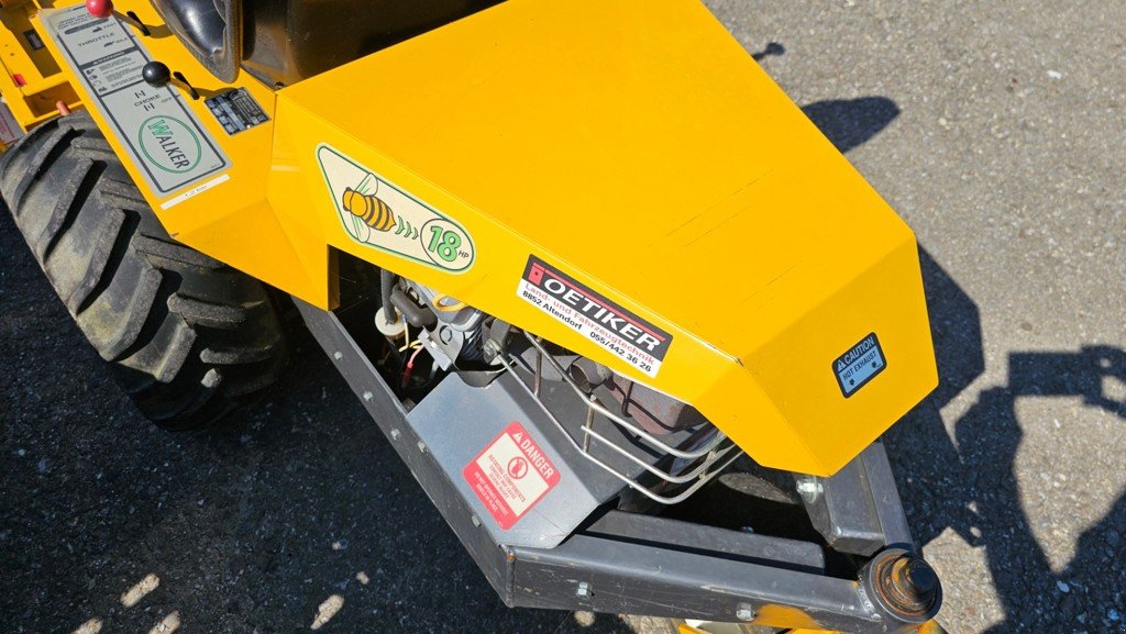 Großflächenmäher des Typs Walker MBSD, Gebrauchtmaschine in Altendorf (Bild 3)