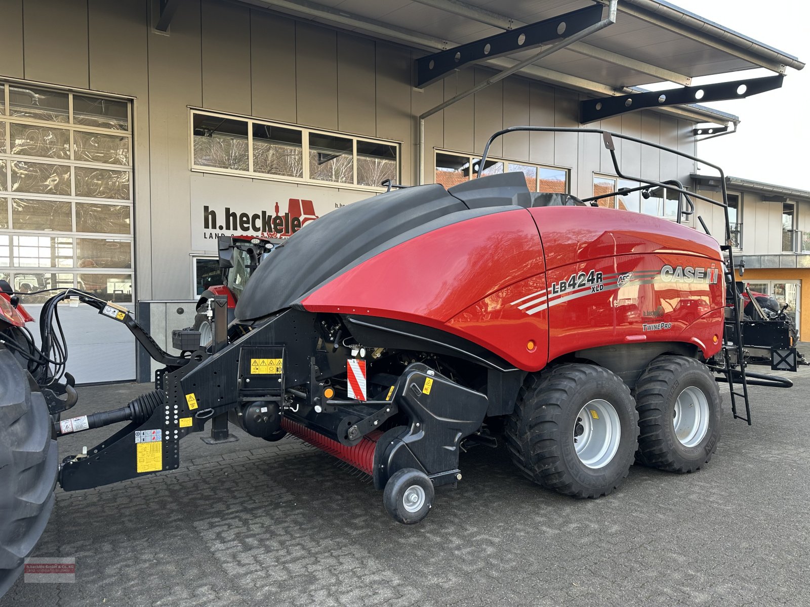 Großpackenpresse des Typs Case IH LB 424 R XLD, Neumaschine in Epfendorf (Bild 1)