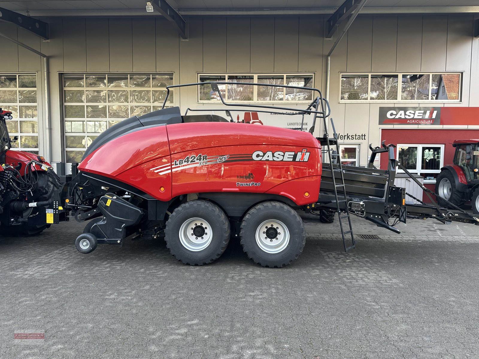 Großpackenpresse des Typs Case IH LB 424 R XLD, Neumaschine in Epfendorf (Bild 2)