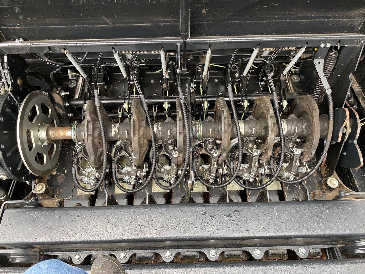 Großpackenpresse des Typs Case IH LB 436 HD Rotor Cutt, Neumaschine in Twist - Rühlerfeld (Bild 10)