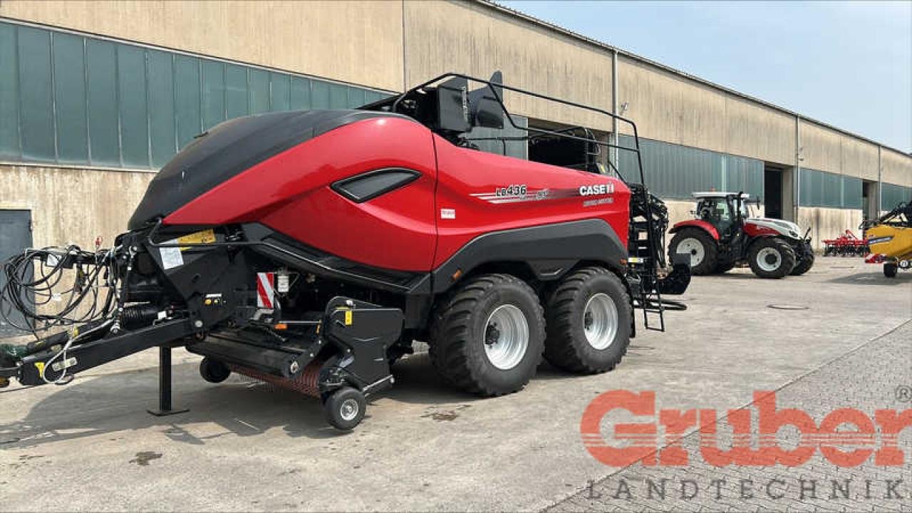 Großpackenpresse des Typs Case IH LB436 HD Rotor Cutter, Neumaschine in Hartkirchen (Bild 13)