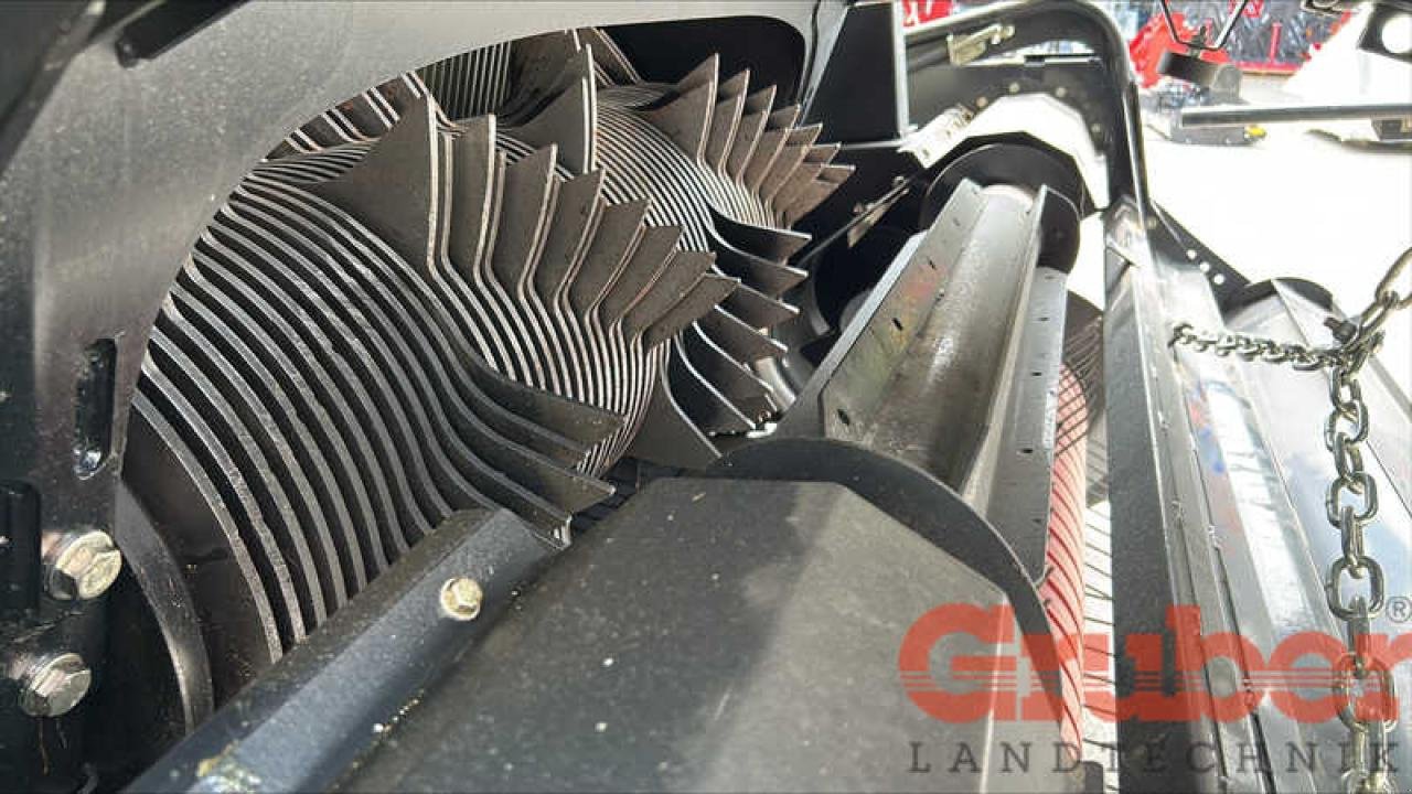 Großpackenpresse des Typs Case IH LB436 HD Rotor Cutter, Neumaschine in Hartkirchen (Bild 21)