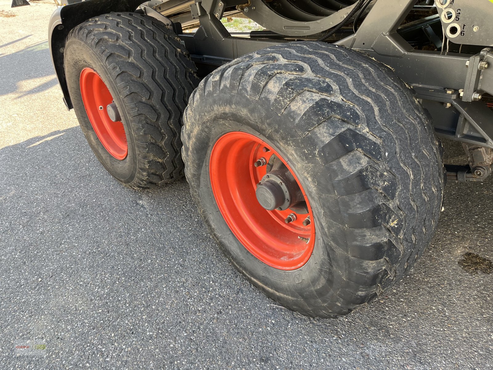 Großpackenpresse za tip CLAAS CLAAS Quadrant 3200 RC Tandem mit Vorbauhäcksler PREISREDUZIERT, Gebrauchtmaschine u Langenau (Slika 4)