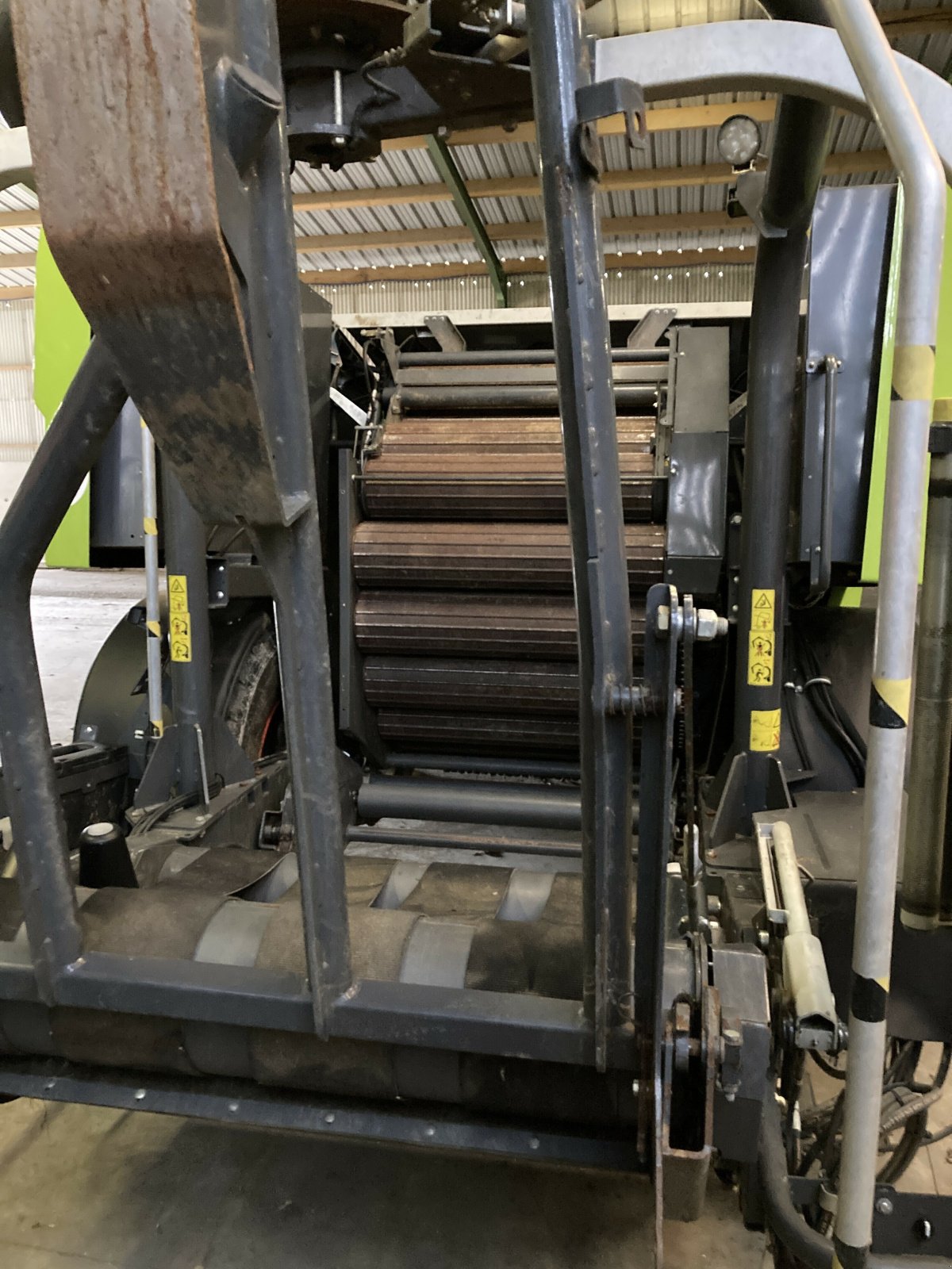 Großpackenpresse от тип CLAAS PRESSE UNIWRAP 455 ROLLANT, Gebrauchtmaschine в ST CLEMENT DE LA PLACE (Снимка 7)