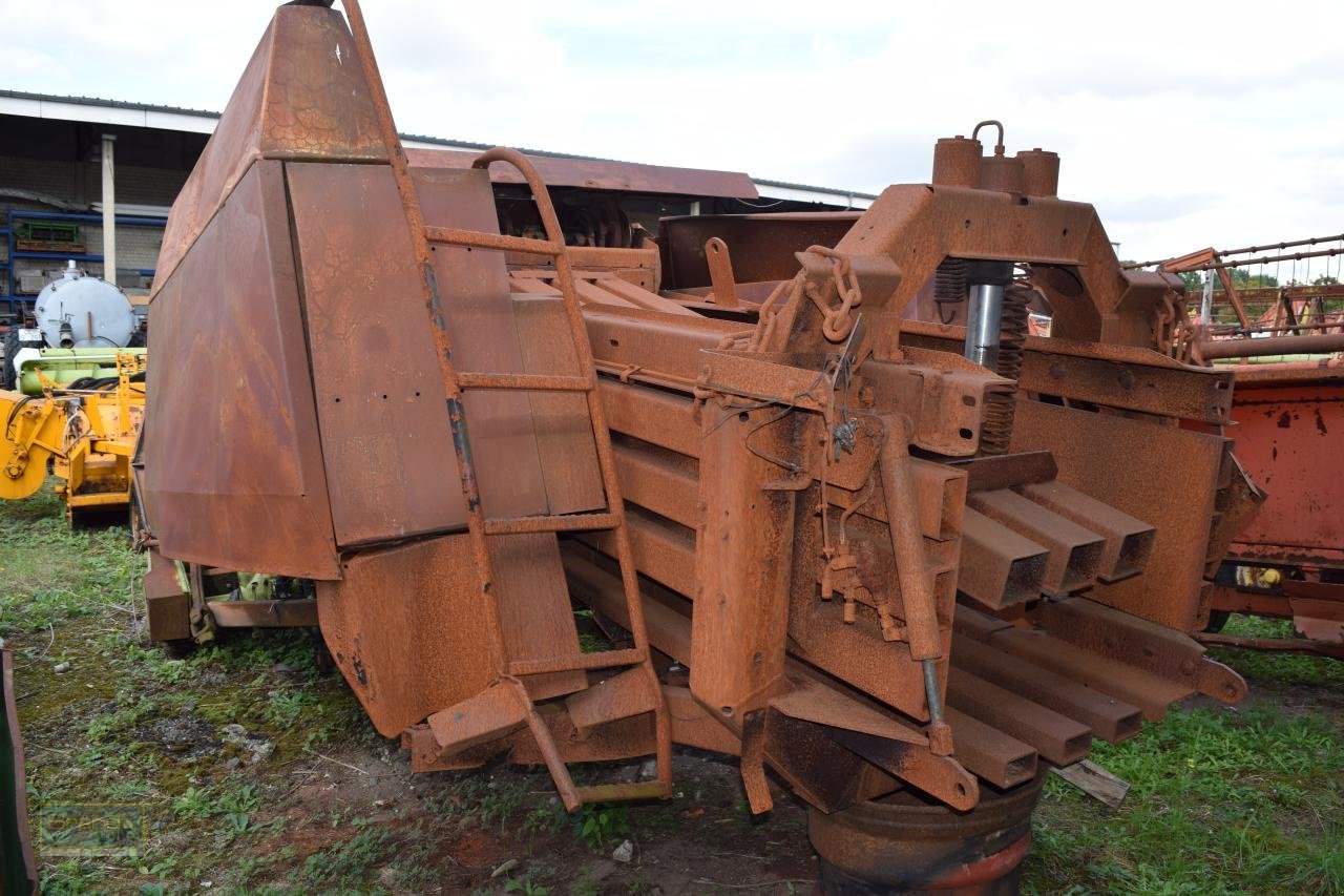 Großpackenpresse типа CLAAS Quadrant 1100 *zur Teilevertwertung*, Gebrauchtmaschine в Oyten (Фотография 4)