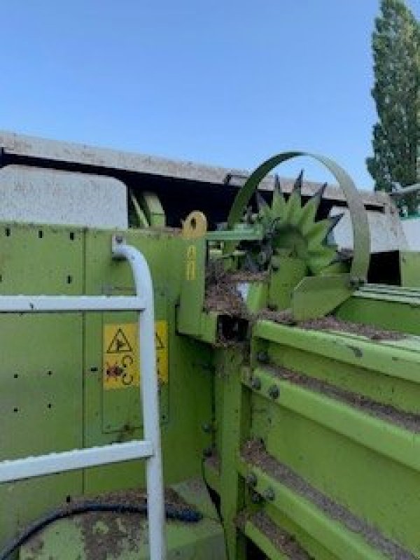 Großpackenpresse typu CLAAS QUADRANT 1150, Gebrauchtmaschine v LA SOUTERRAINE (Obrázok 10)