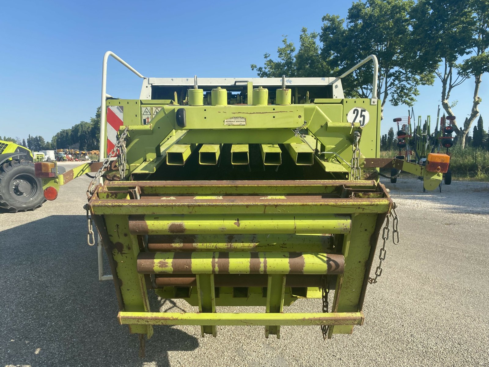 Großpackenpresse Türe ait CLAAS QUADRANT 1200, Gebrauchtmaschine içinde SAINT ANDIOL (resim 8)