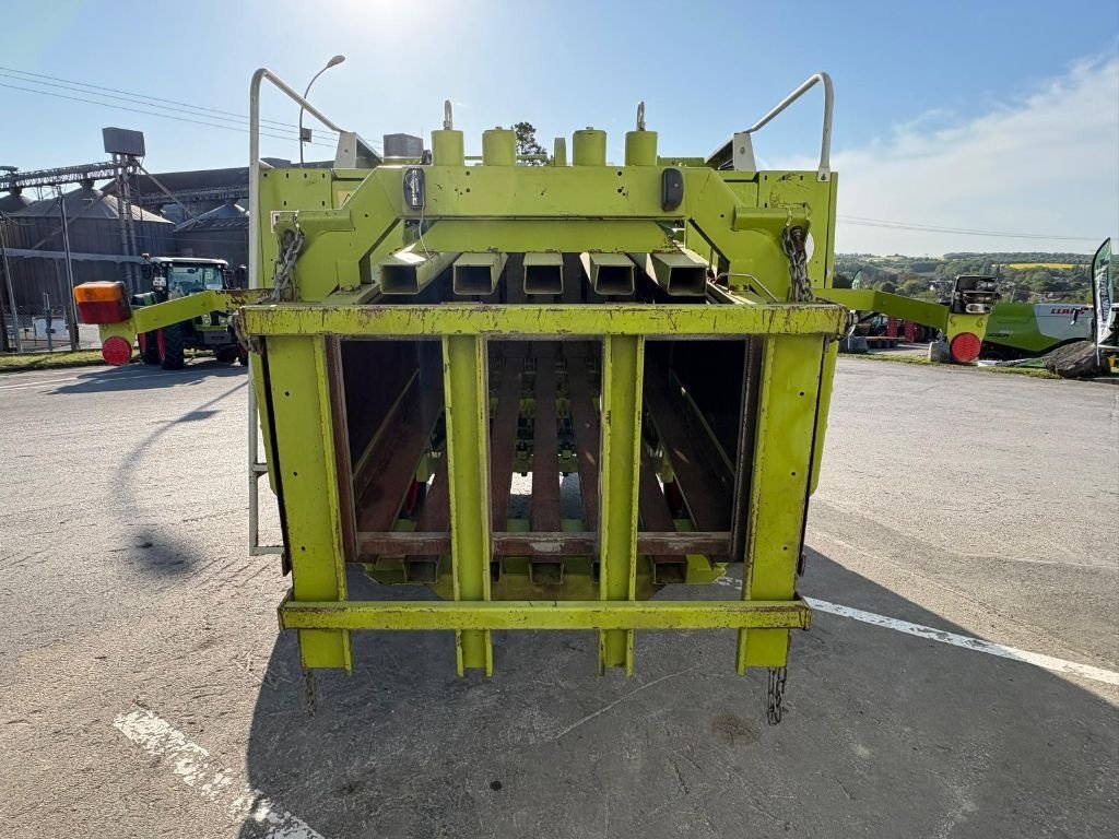 Großpackenpresse типа CLAAS Quadrant 1200, Gebrauchtmaschine в SALEUX (Фотография 7)