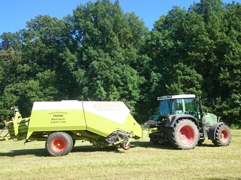 Großpackenpresse des Typs CLAAS Quadrant 2100 RC, Gebrauchtmaschine in Bayreuth (Bild 1)