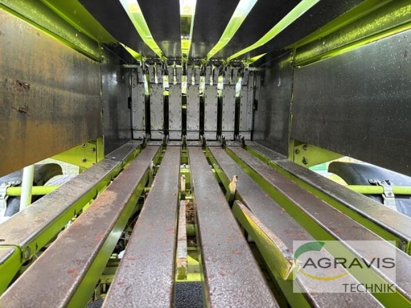 Großpackenpresse des Typs CLAAS QUADRANT 2200 RC, Gebrauchtmaschine in Meppen (Bild 5)