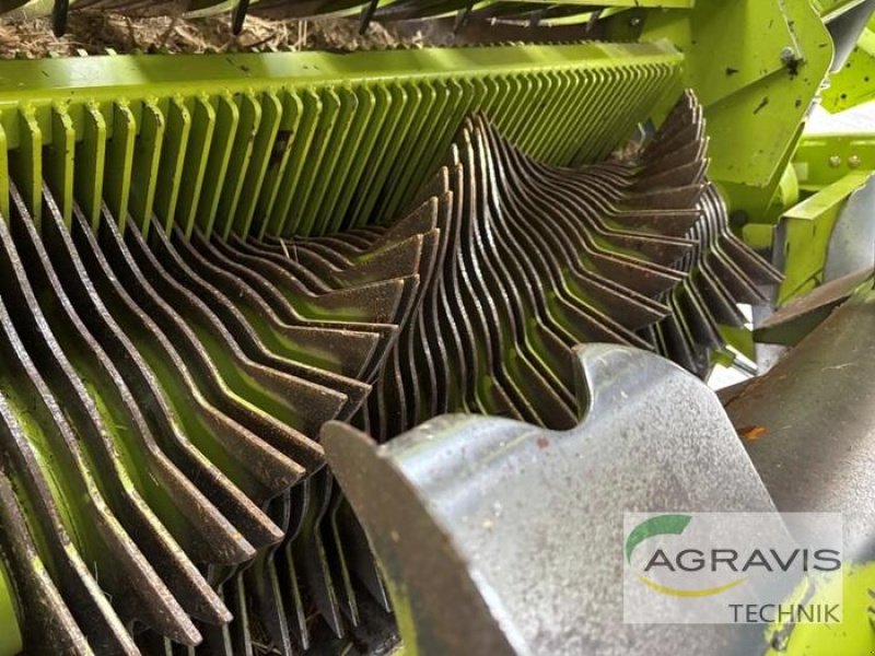 Großpackenpresse des Typs CLAAS QUADRANT 2200 RC, Gebrauchtmaschine in Meppen (Bild 17)