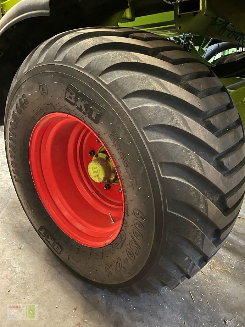 Großpackenpresse a típus CLAAS QUADRANT 2200 RC, Gebrauchtmaschine ekkor: Risum-Lindholm (Kép 2)