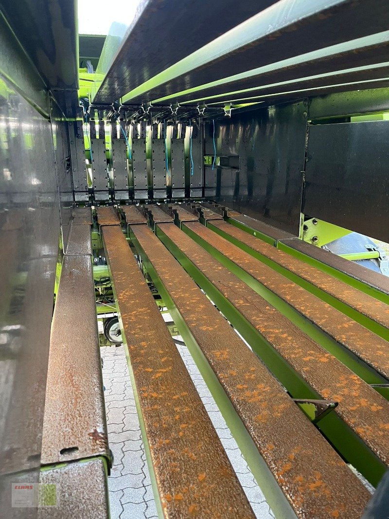 Großpackenpresse a típus CLAAS QUADRANT 2200 RC, Gebrauchtmaschine ekkor: Risum-Lindholm (Kép 15)