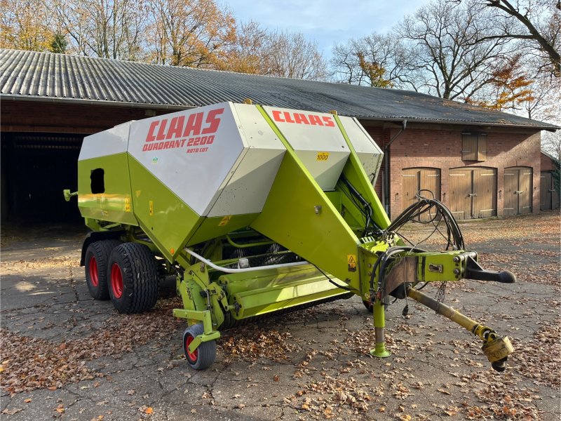 Großpackenpresse des Typs CLAAS Quadrant 2200 RC, Gebrauchtmaschine in Tecklenburg (Bild 1)