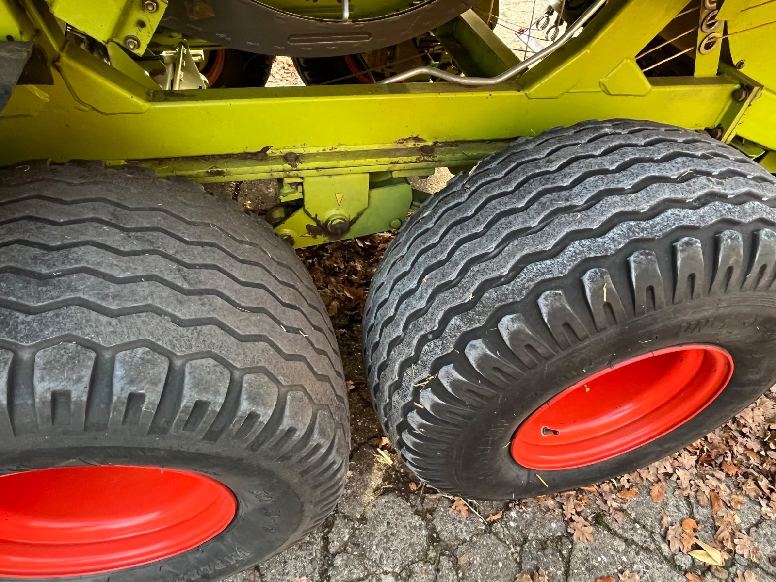 Großpackenpresse of the type CLAAS Quadrant 2200 RC, Gebrauchtmaschine in Tecklenburg (Picture 19)