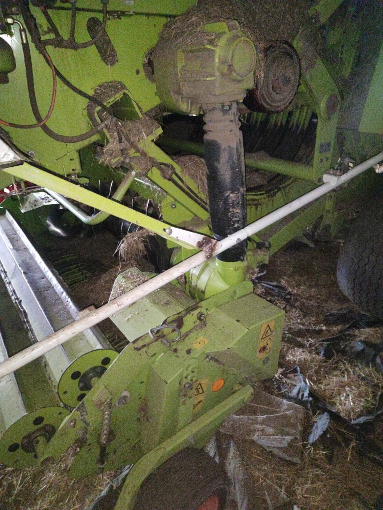 Großpackenpresse tip CLAAS QUADRANT 2200, Gebrauchtmaschine in Eton (Poză 8)