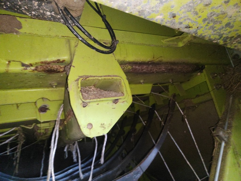 Großpackenpresse tip CLAAS QUADRANT 2200, Gebrauchtmaschine in Eton (Poză 4)