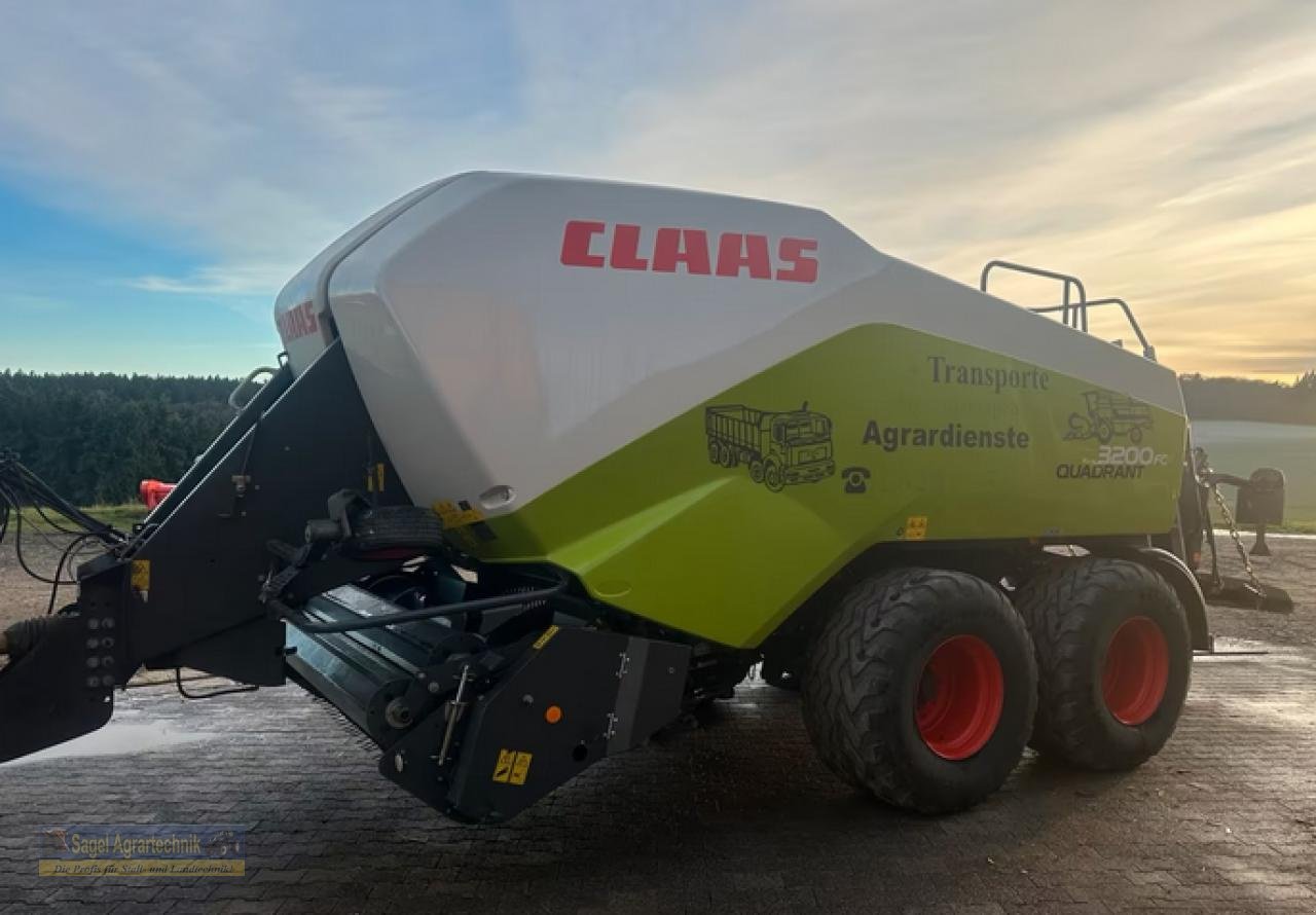 Großpackenpresse tip CLAAS QUADRANT 3200 FC T, Gebrauchtmaschine in Rhaunen (Poză 1)