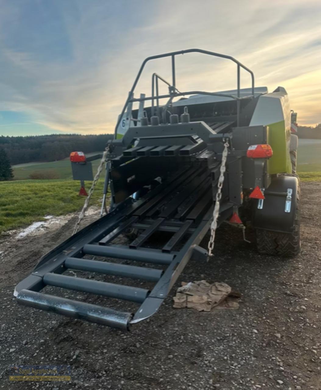 Großpackenpresse tip CLAAS QUADRANT 3200 FC T, Gebrauchtmaschine in Rhaunen (Poză 2)