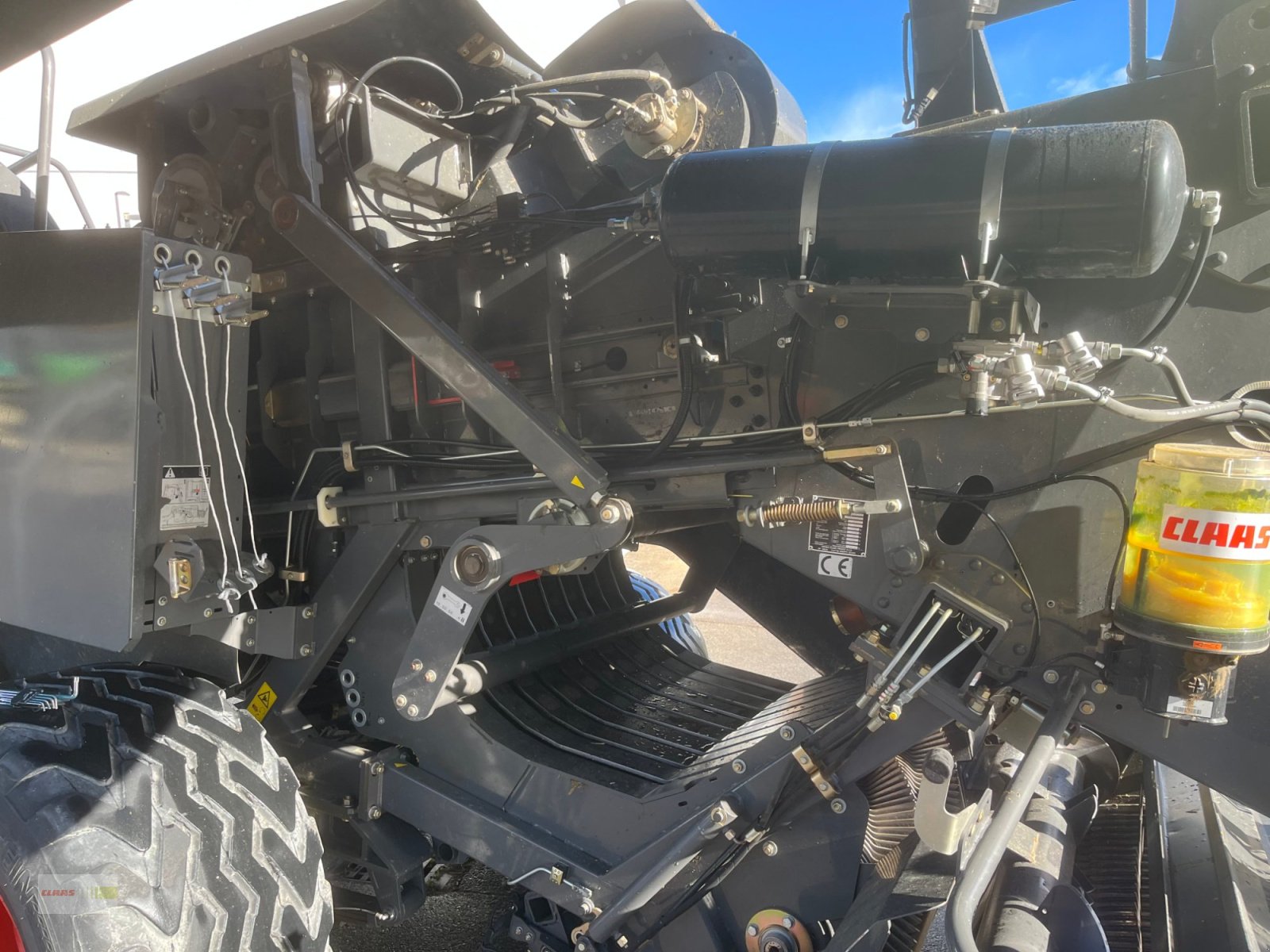 Großpackenpresse a típus CLAAS Quadrant 3200 FC Tandem, Gebrauchtmaschine ekkor: Langenau (Kép 11)