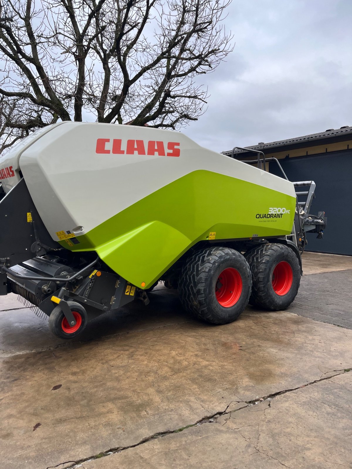 Großpackenpresse a típus CLAAS Quadrant 3200 FC, Gebrauchtmaschine ekkor: Simmershofen (Kép 1)