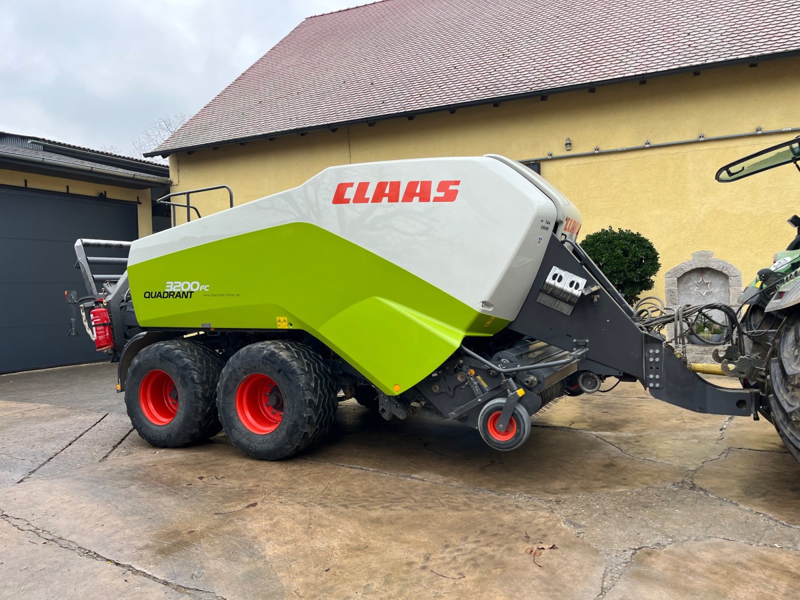 Großpackenpresse a típus CLAAS Quadrant 3200 FC, Gebrauchtmaschine ekkor: Simmershofen (Kép 2)