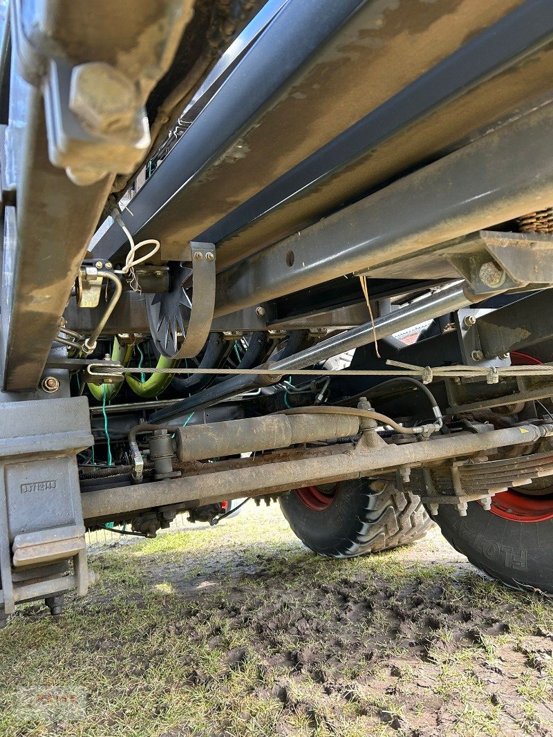 Großpackenpresse du type CLAAS Quadrant 3200 FineCut, Gebrauchtmaschine en Lippetal / Herzfeld (Photo 14)