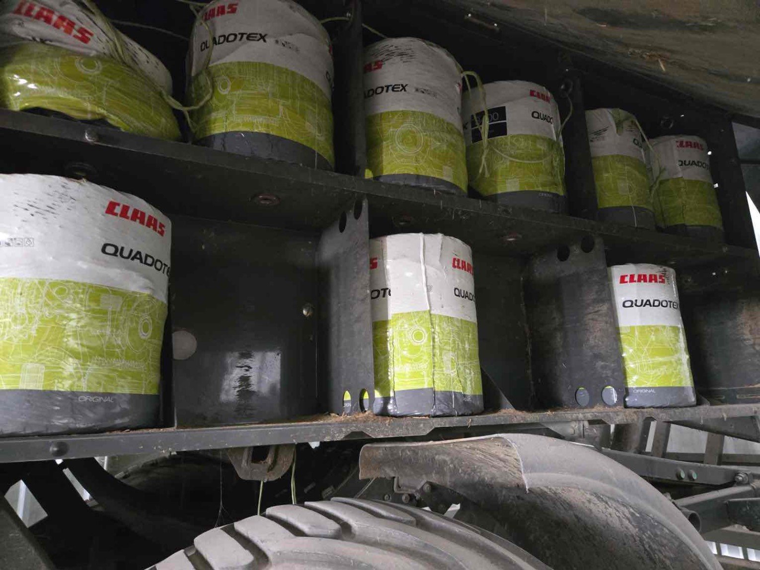 Großpackenpresse типа CLAAS QUADRANT 3200 RF 744/, Gebrauchtmaschine в ORLEIX (Фотография 10)